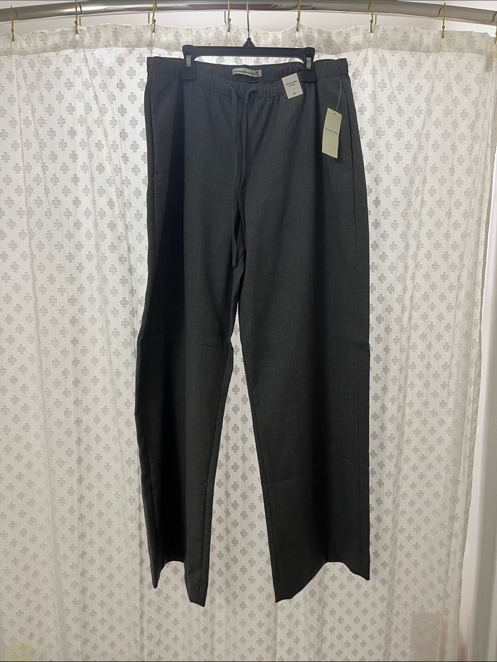 NWT Abercrombie & Fitch tie up dress pants